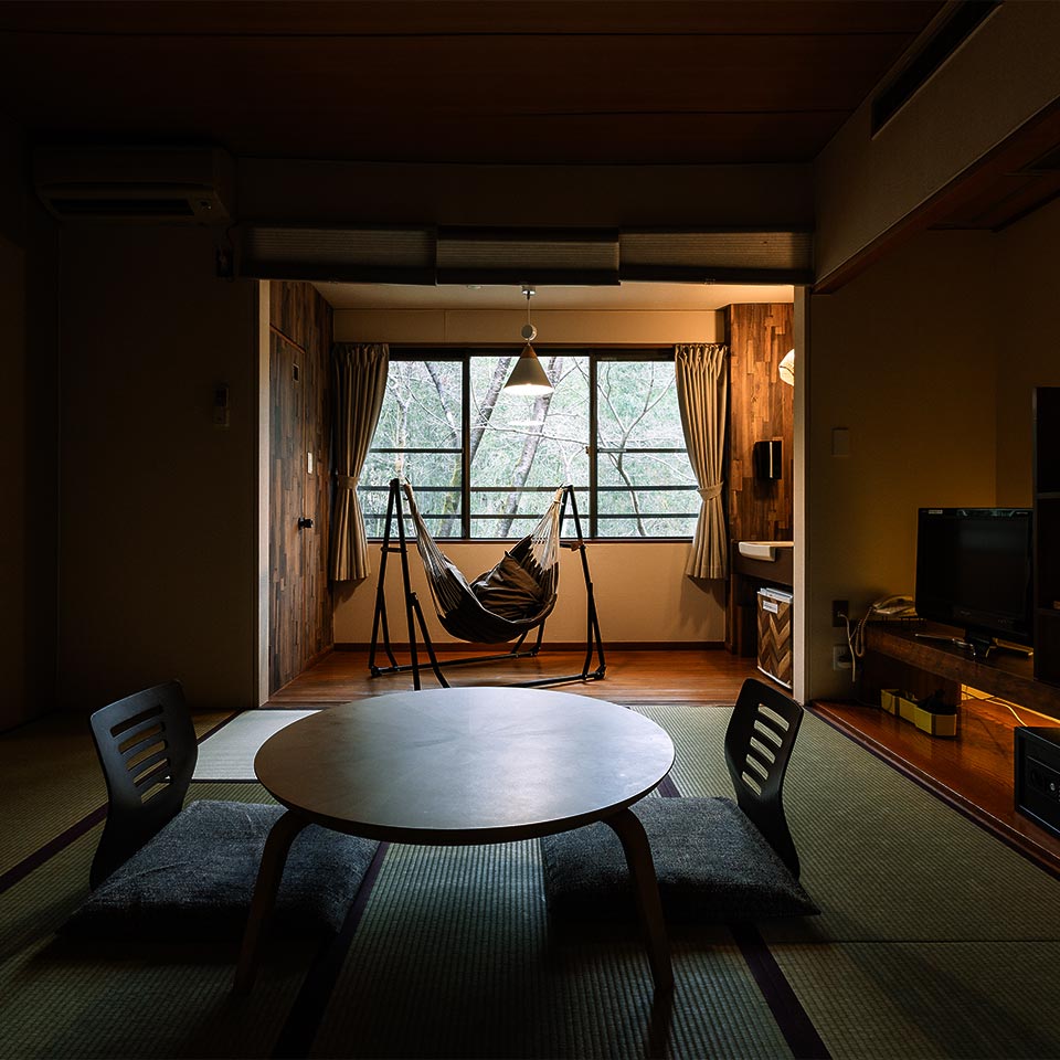 ハンモック和室8畳(広縁付き)